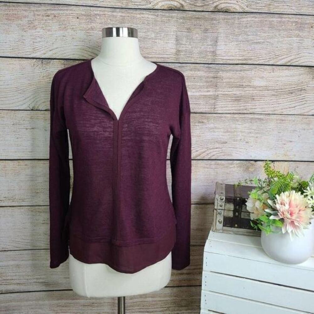 5/$25 Sanctuary Elina Split Neck Long Sleeve T-Shirt XS